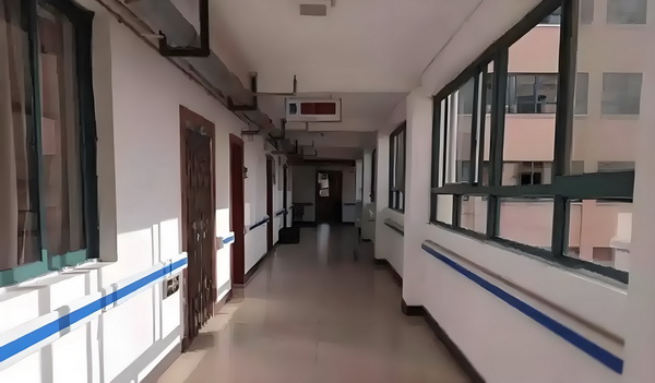 深圳积分入户没有_专访导演饶晓志：对《万里归途》满意和骄傲 当年的滴滴和快旳如同